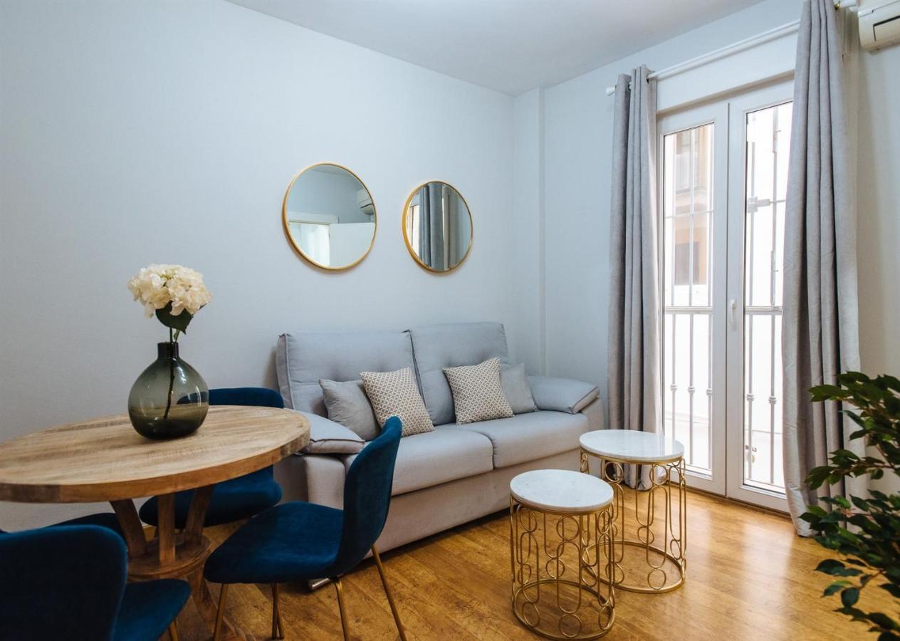 Feijoo Suite Apartment Sevilla Dış mekan fotoğraf