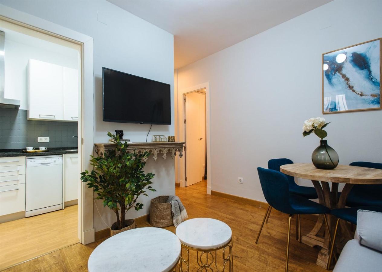 Feijoo Suite Apartment Sevilla Dış mekan fotoğraf
