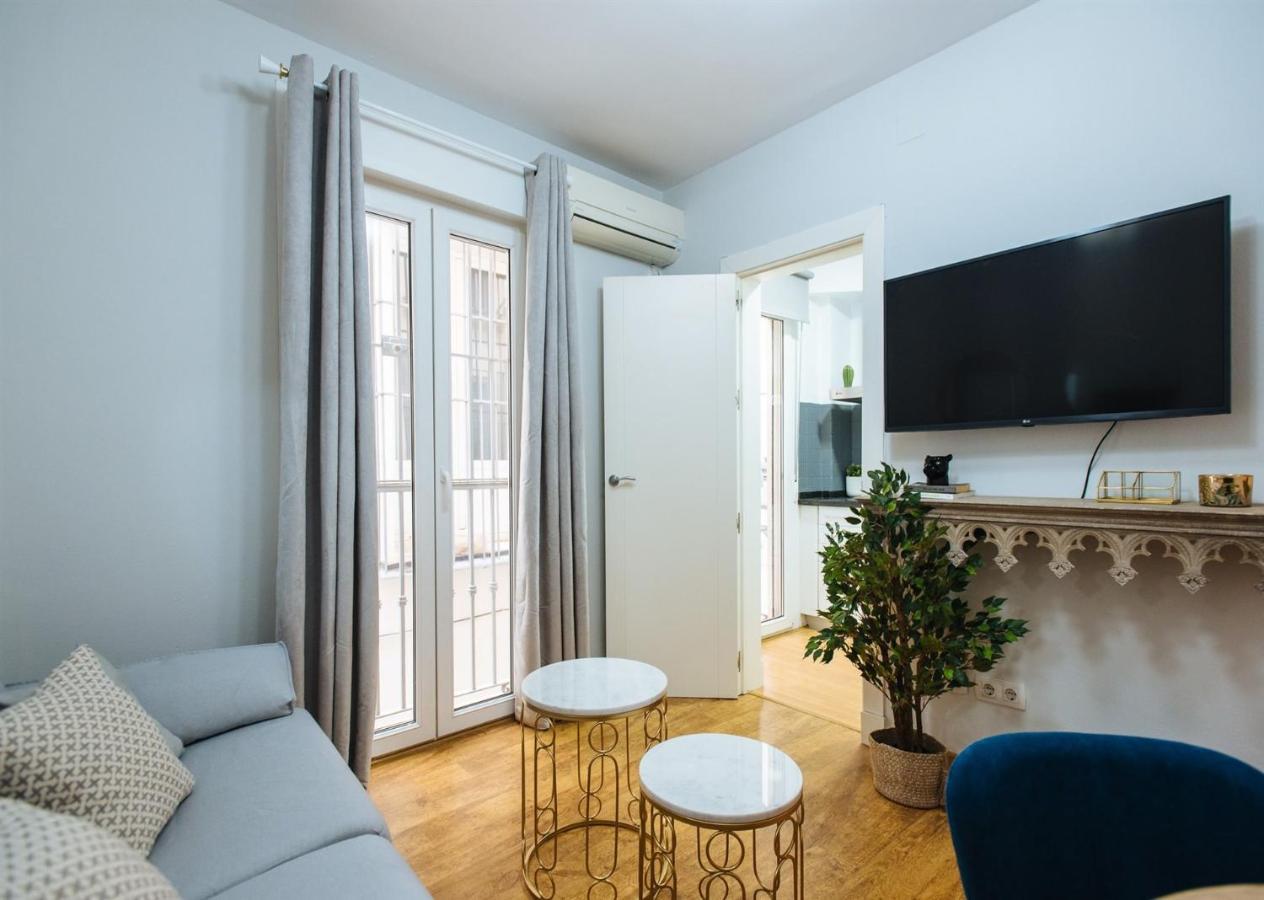 Feijoo Suite Apartment Sevilla Dış mekan fotoğraf